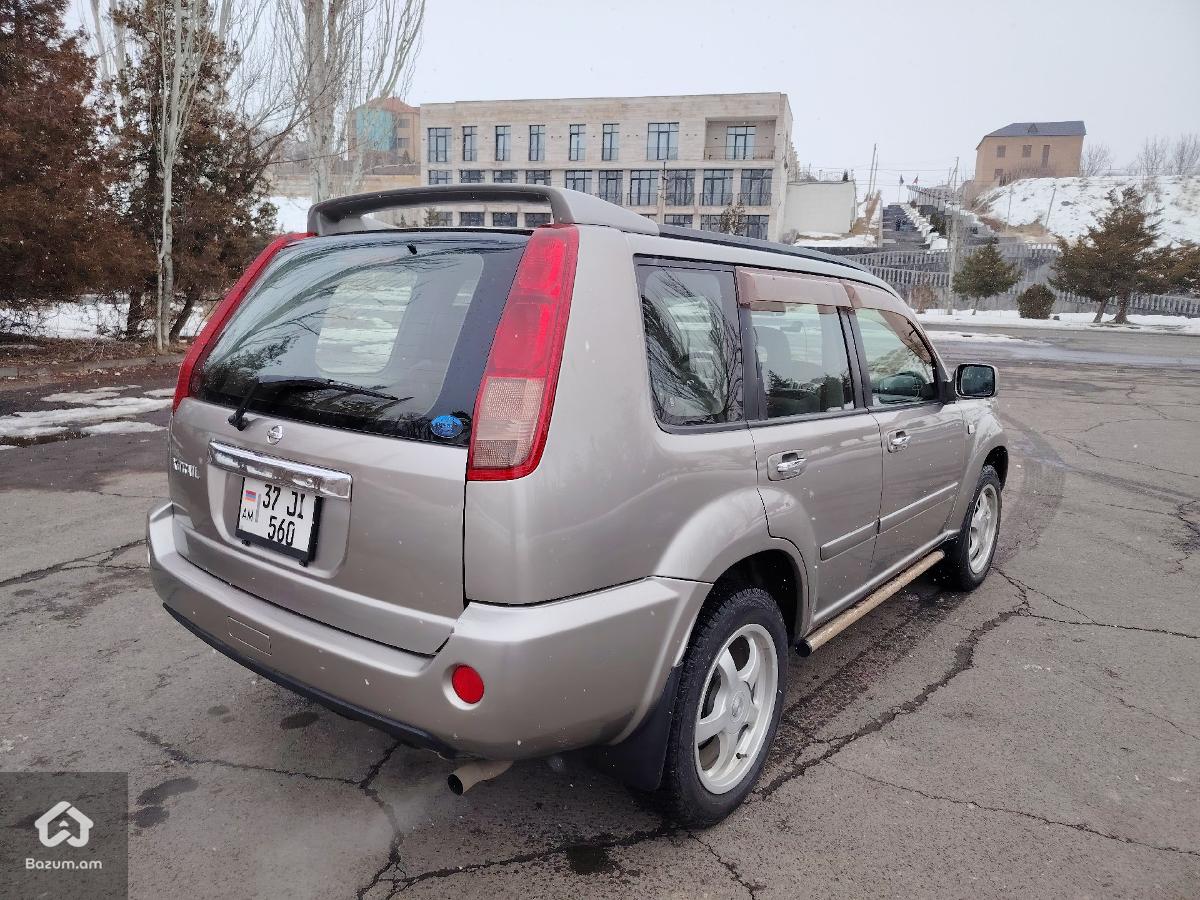2007 Nissan Xtrail - image 4
