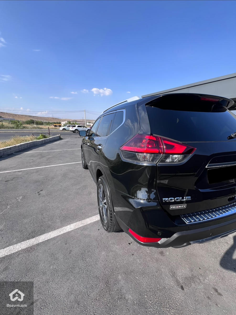 Nissan Rogue SV(AWD) - image 6