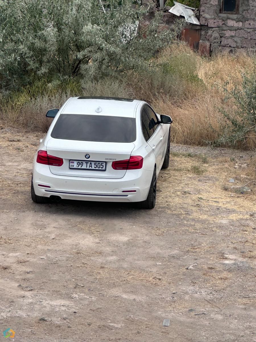 BMF 330i 2017 - image 8