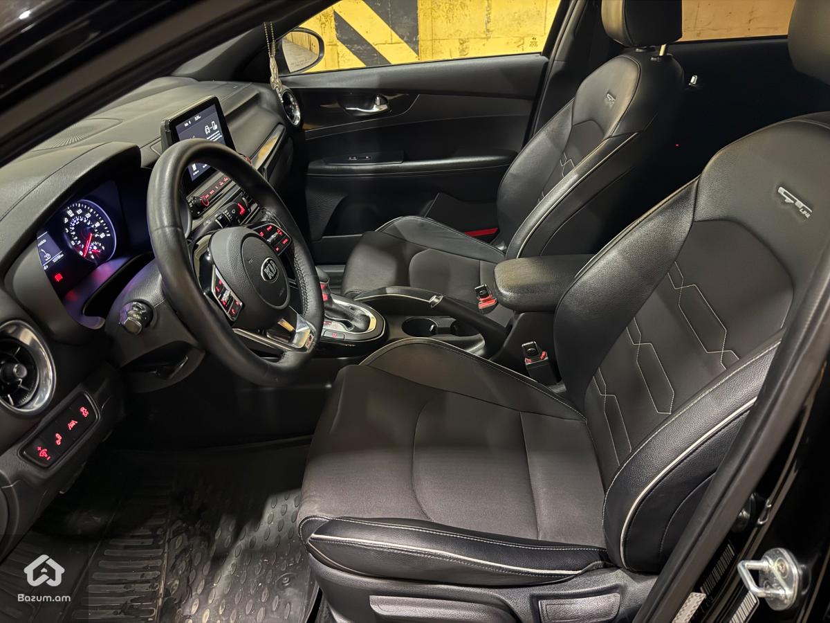 Kia Forte Gt-line - image 9