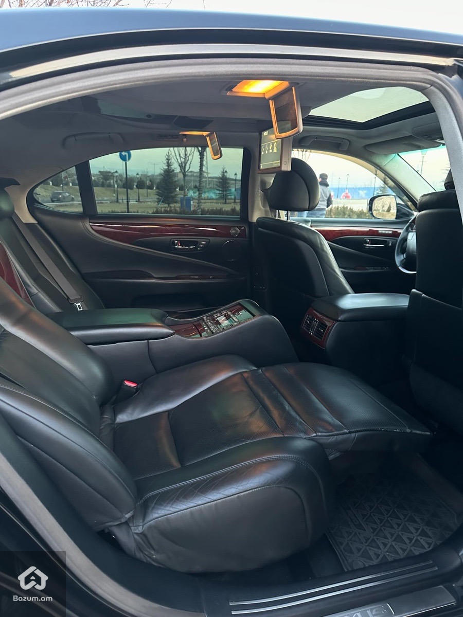 Lexus Ls460L - image 3