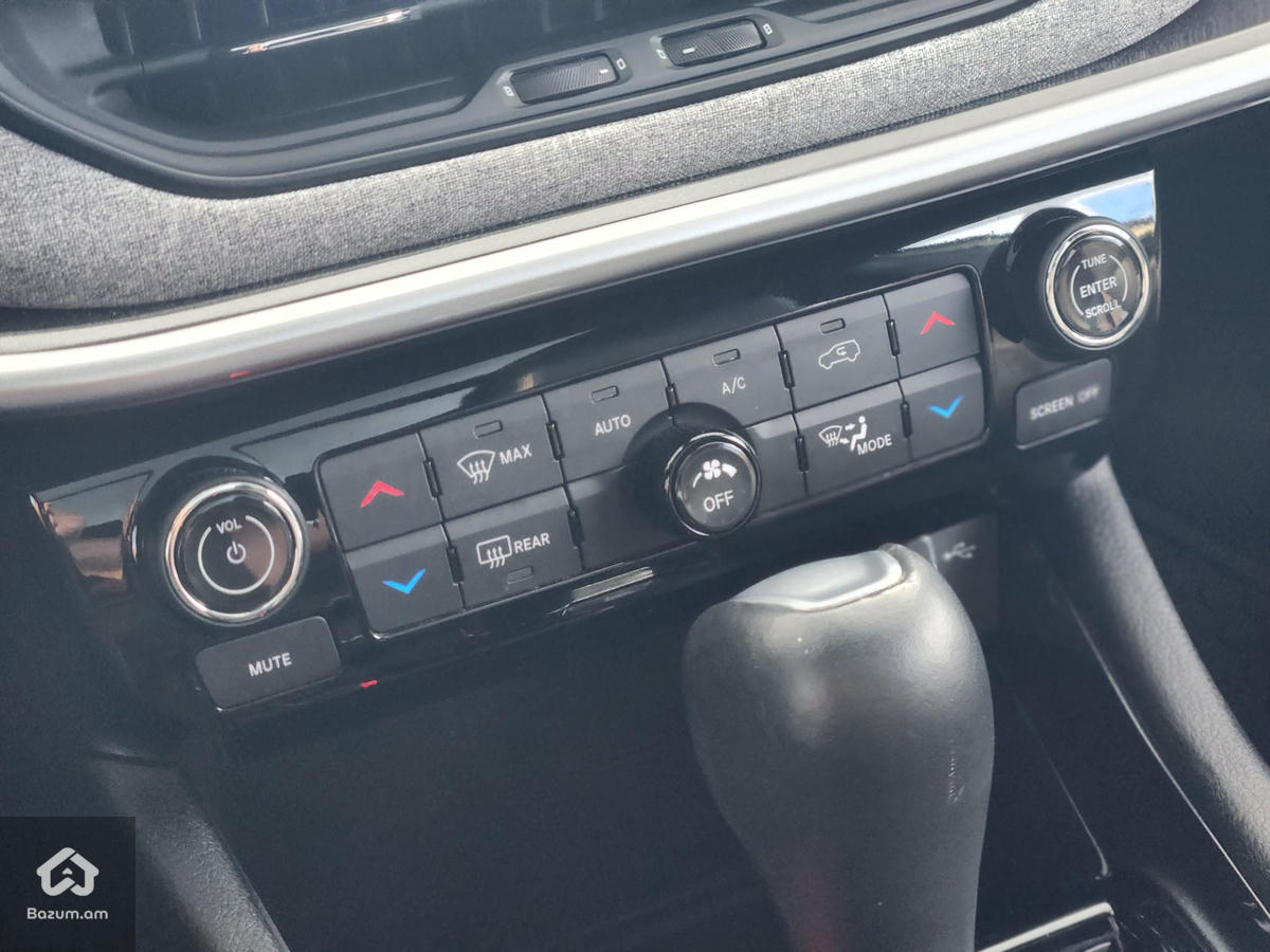 Jeep Compass  - image 15