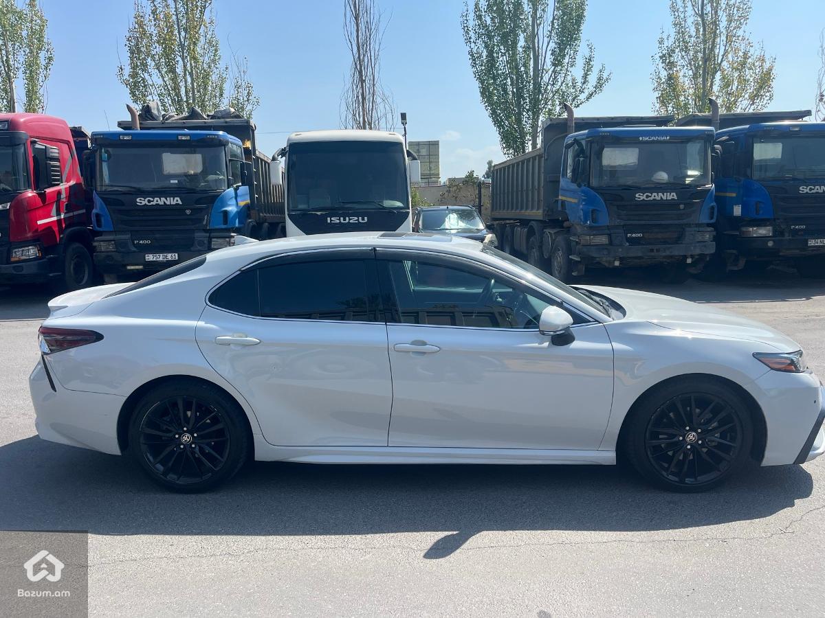 Toyota Camry XSE HYBRID 2.5 - image 4