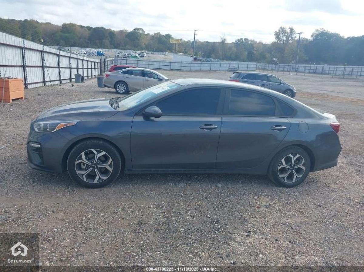 Kia Forte LXS 2021 - image 7