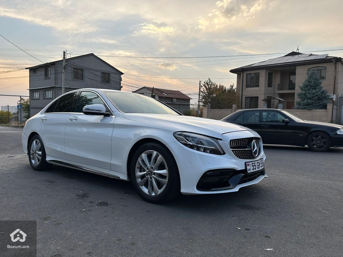 Mercedes C300  - image 2