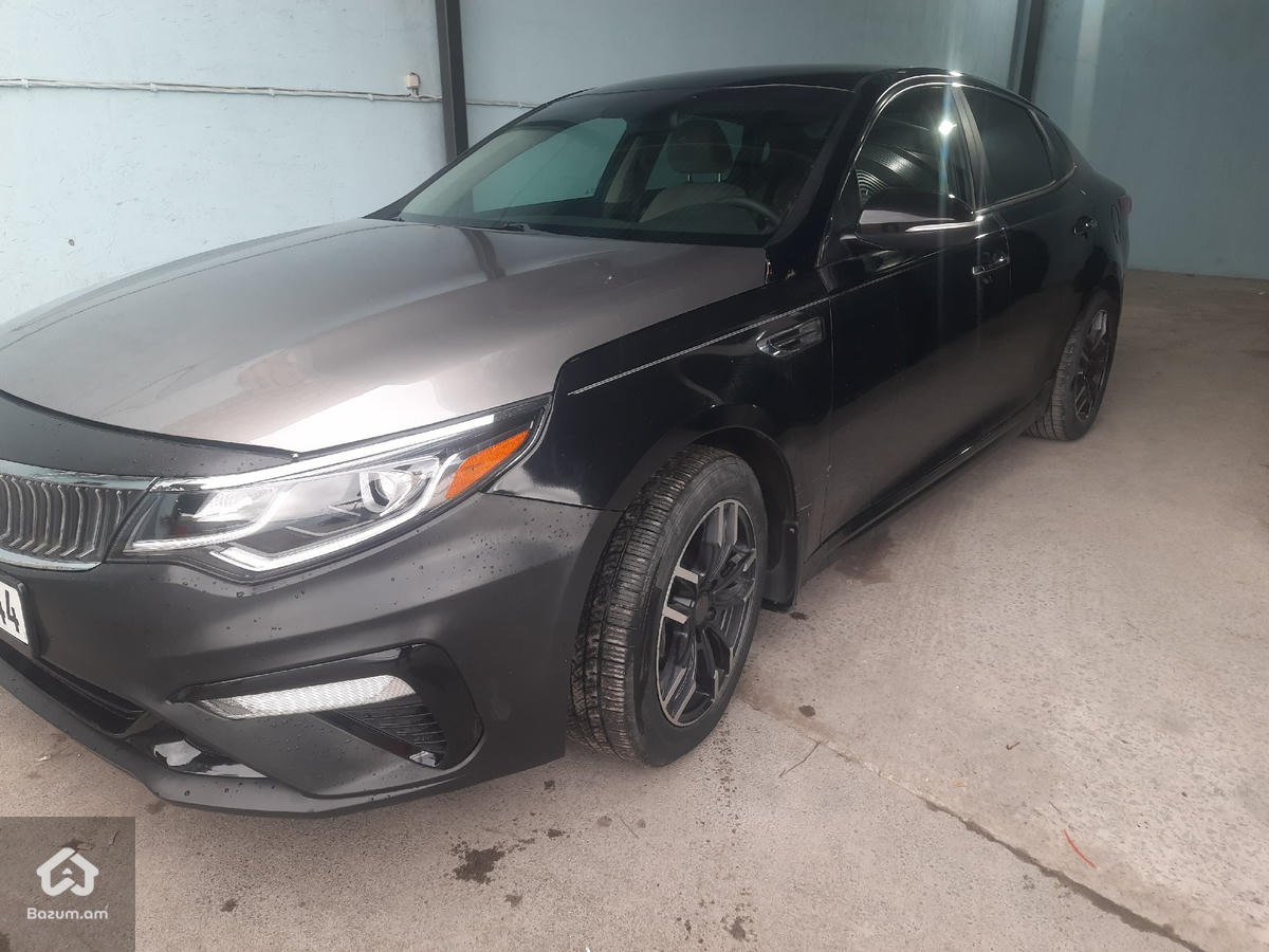 kia Optima - image 10