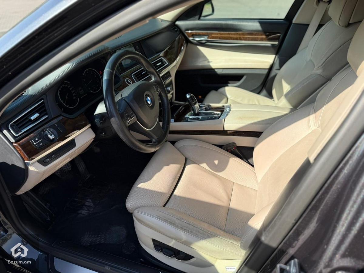 վաճառվում է զրահապատ B7 - image 12