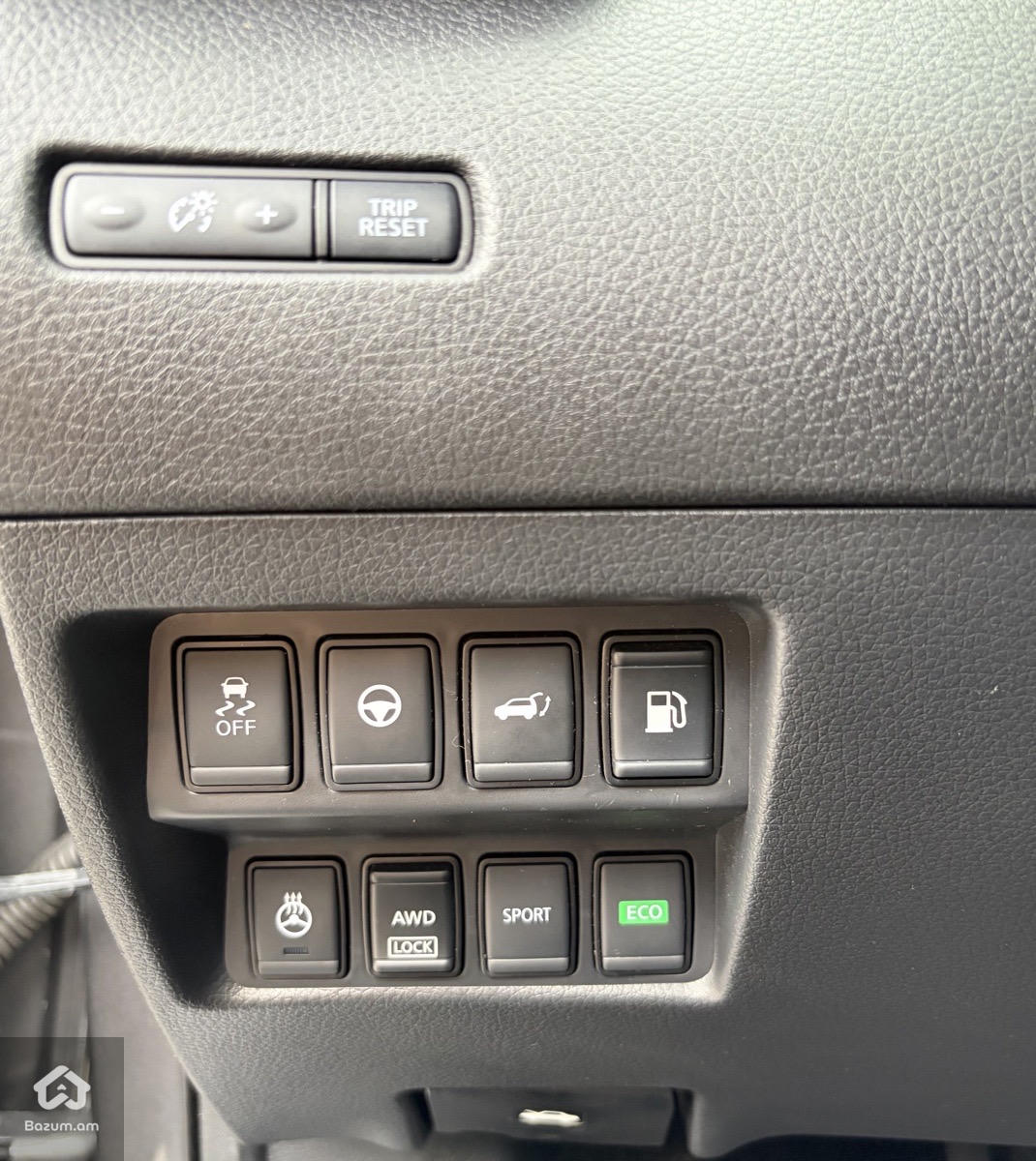 Nissan Rogue SL AWD 2019 - image 10