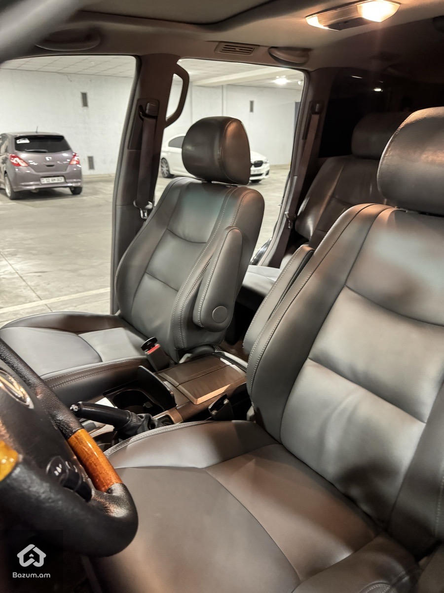 Lexus - image 25