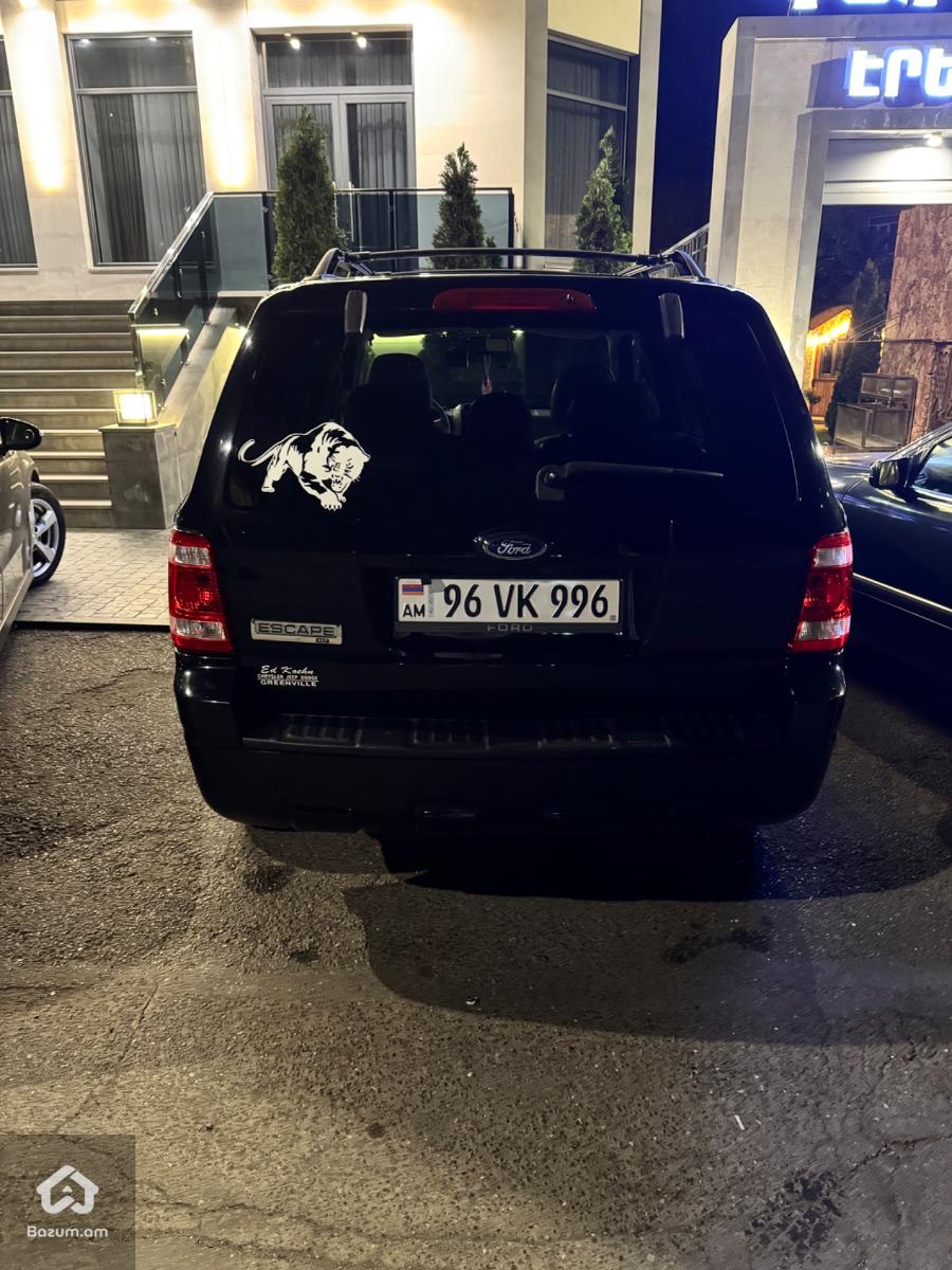 Ford Escape  - image 3