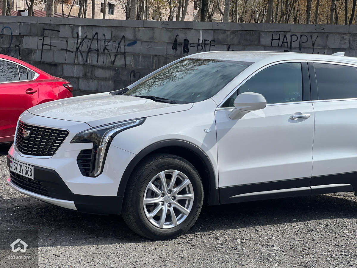 CADILLAC xt4  - image 21