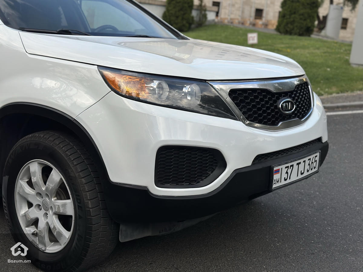 kia Sorento - image 7
