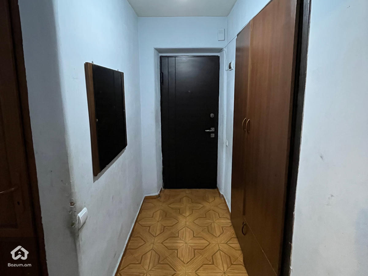 Վաճառվում է բնակարան Էրեբունի փողոցում - image 5