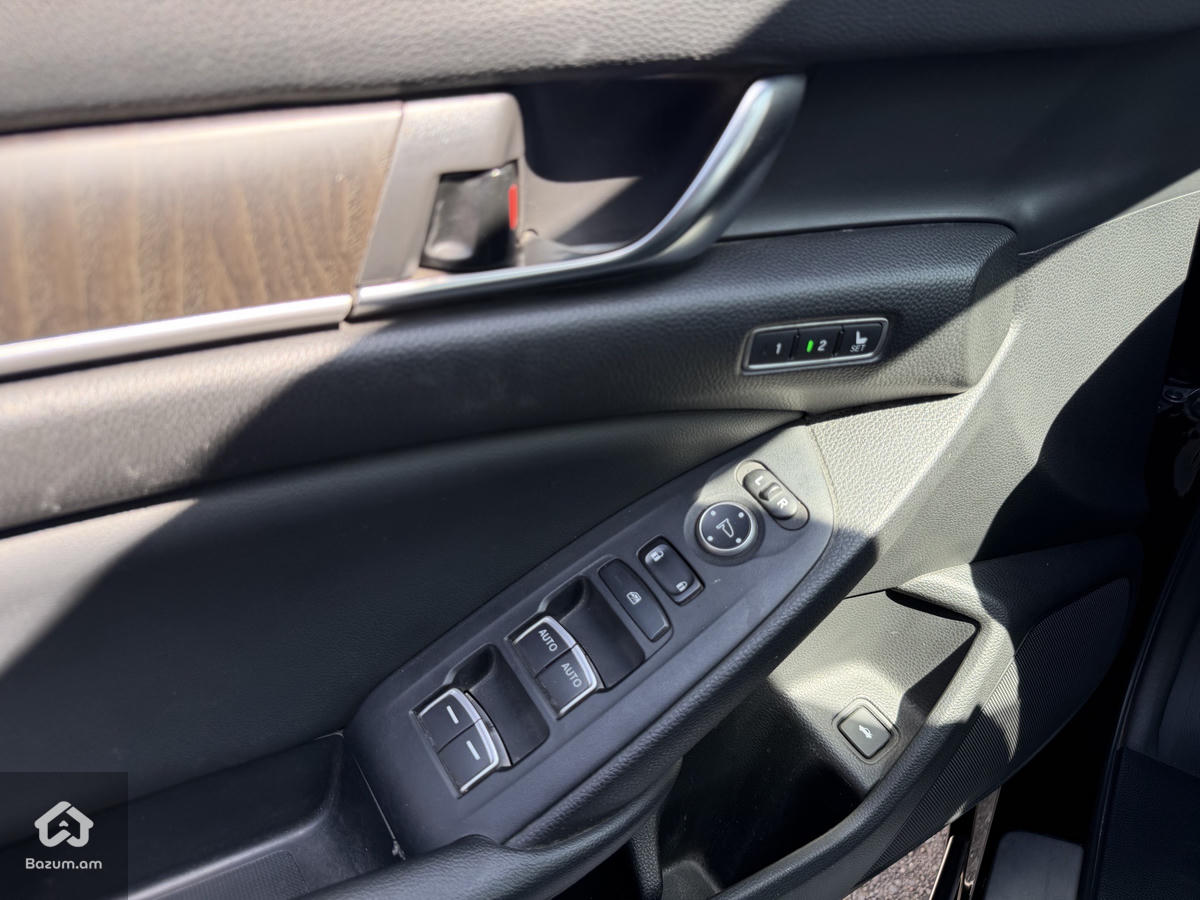 HONDA ACCORD EX-L HYBRID  - image 9