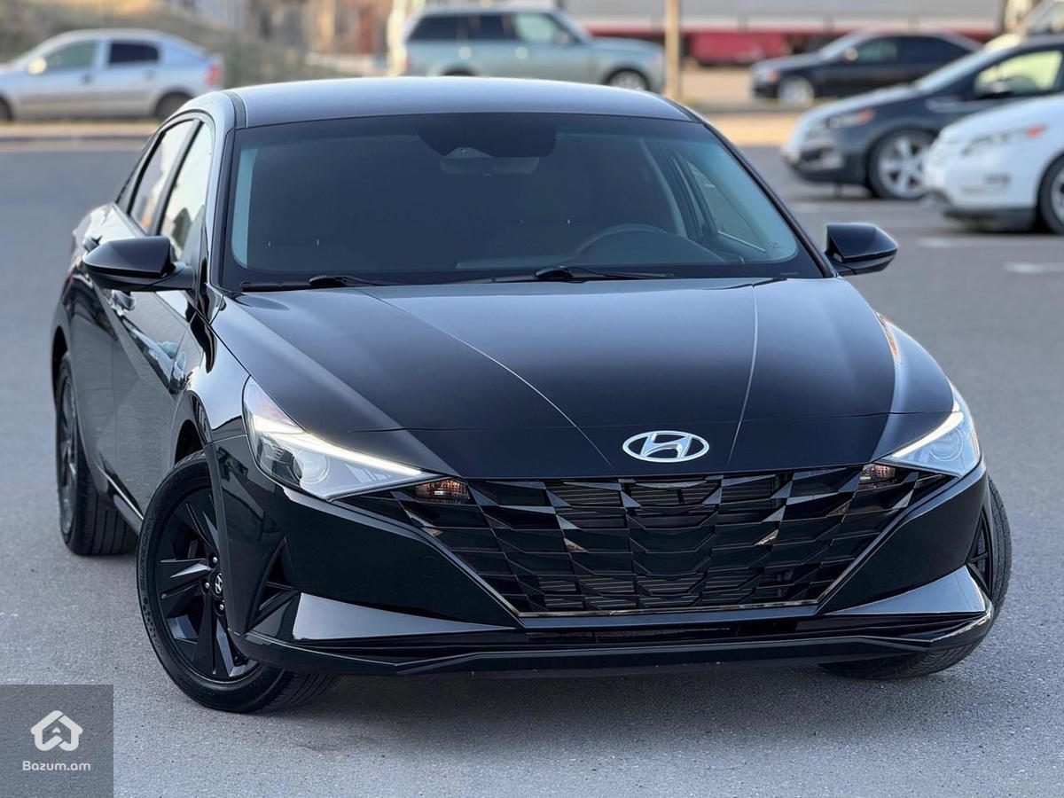 Hyundai Elantra - image 19