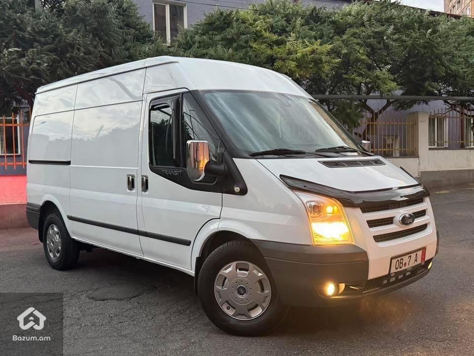 Ford transit  - image 4