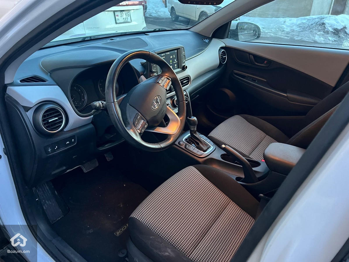 Hyundai Kona - image 7