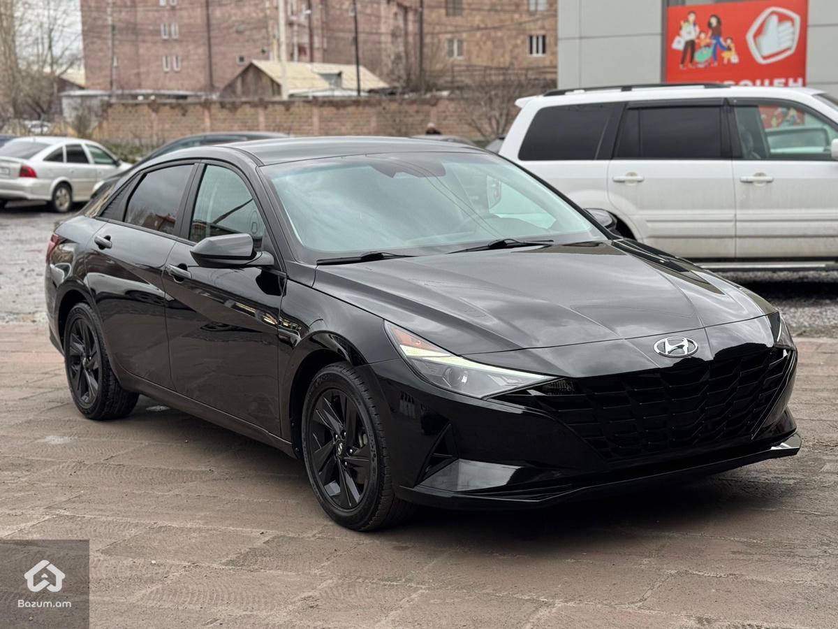 Hyundai Elantra - image 19