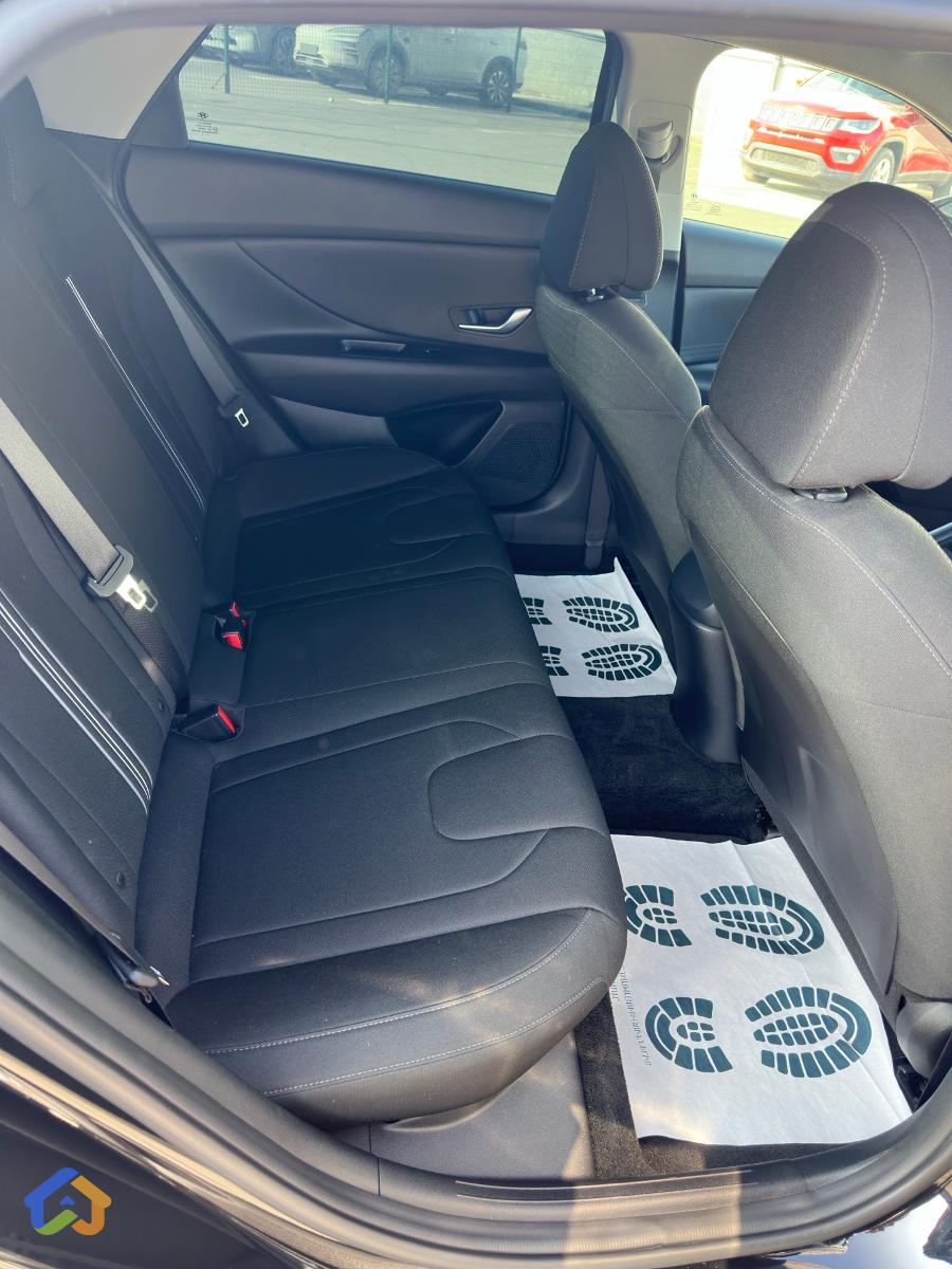 Hyundai Elantra CN7 - image 15