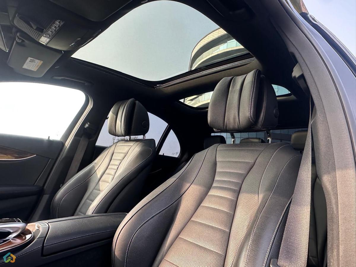 Mercedes E450 - image 9