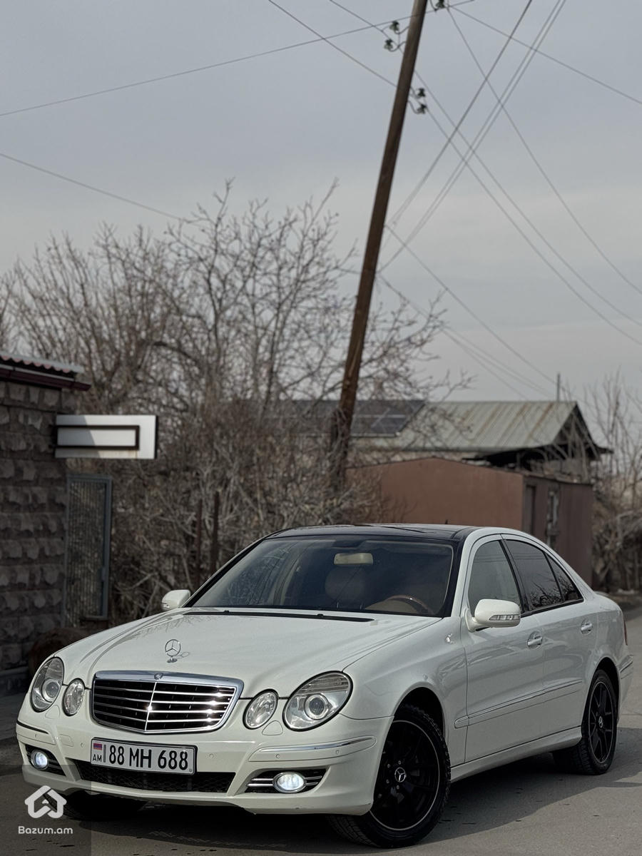 Mercedes benz W211 - image 3