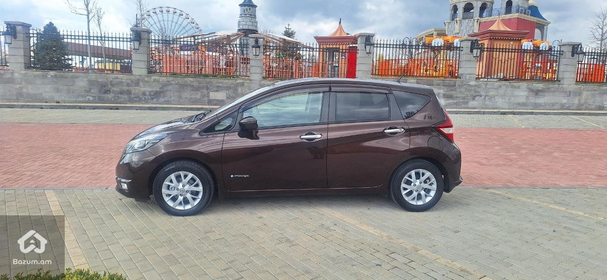 Nissan Note E-Power Hybrid MEDALIST 2017թ  - image 7