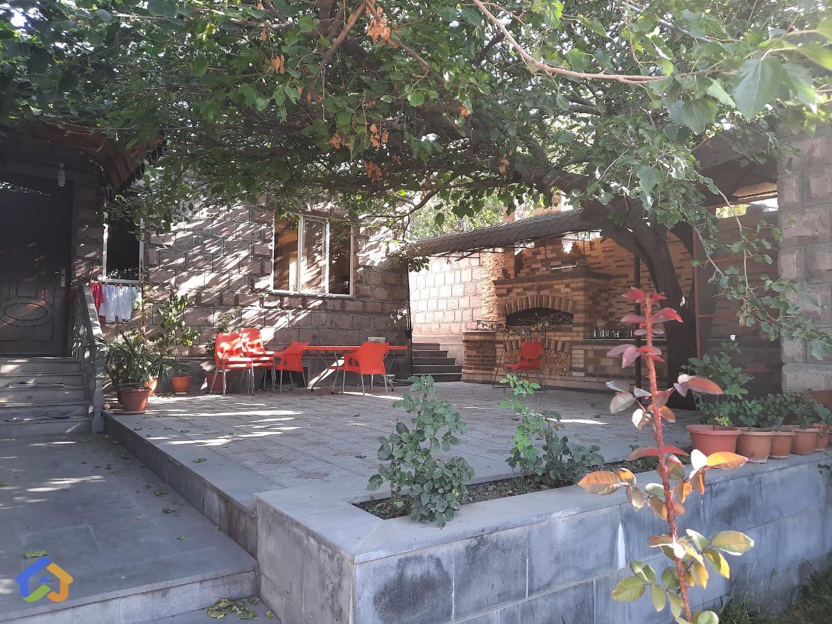 Vacharvum e sepakan tun 1000 qm - image 8