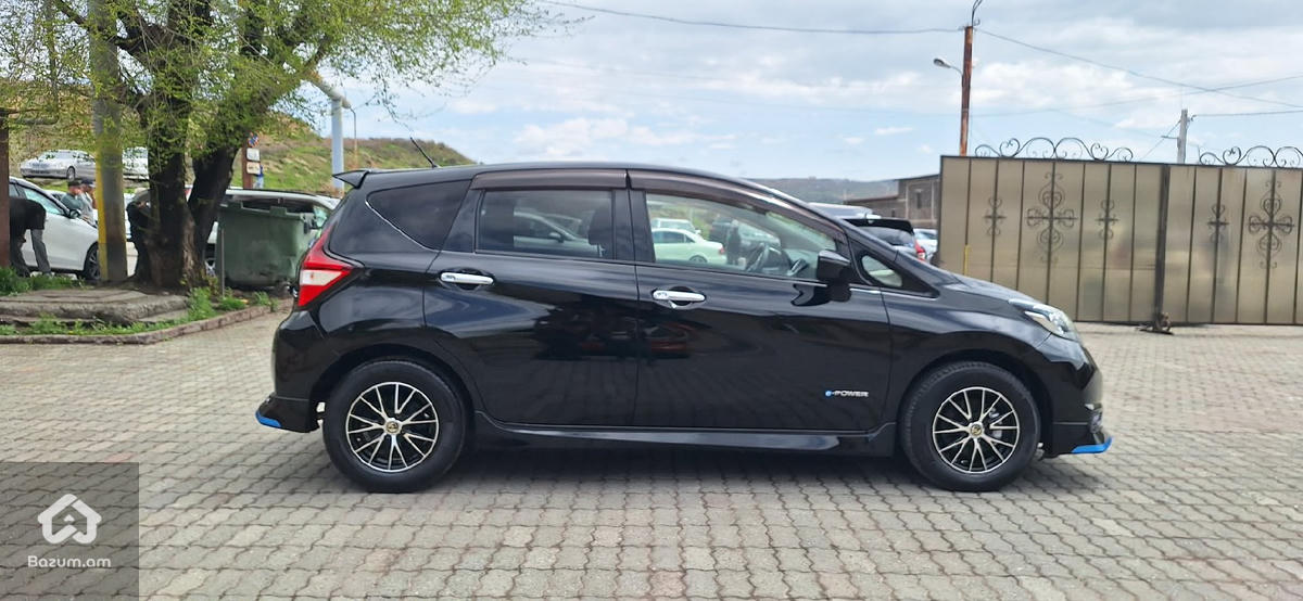 Nissan note E-power - image 7