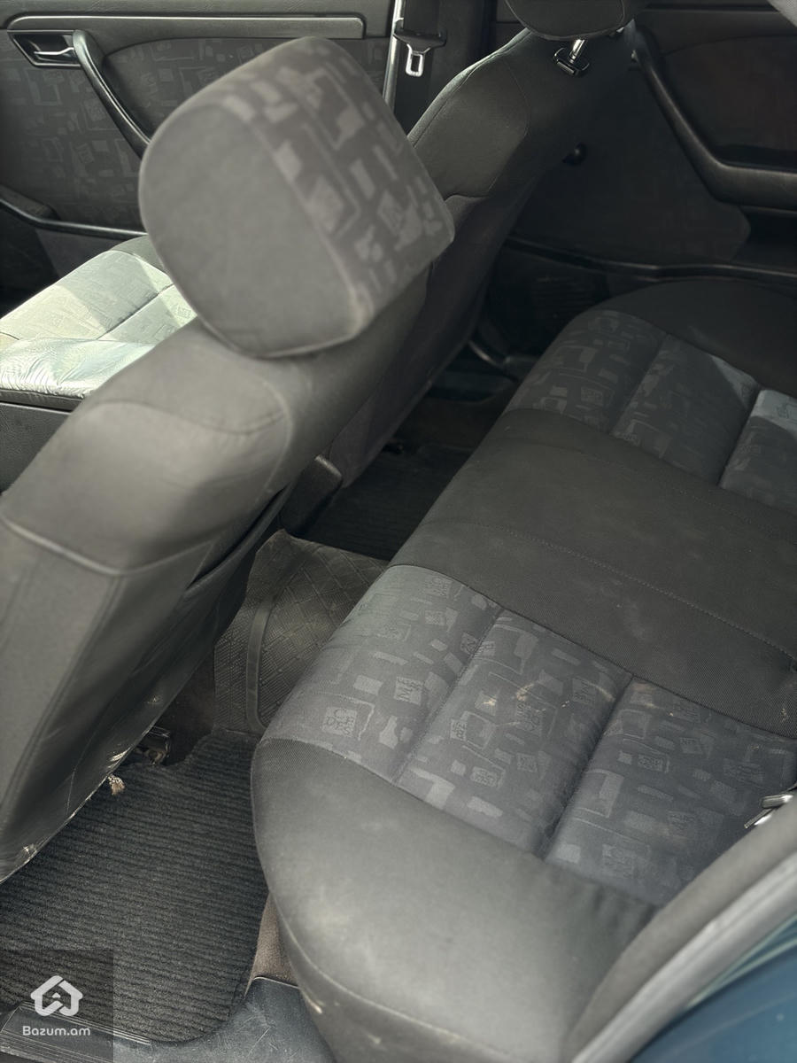 Mercedes-benz W202 C180  - image 6