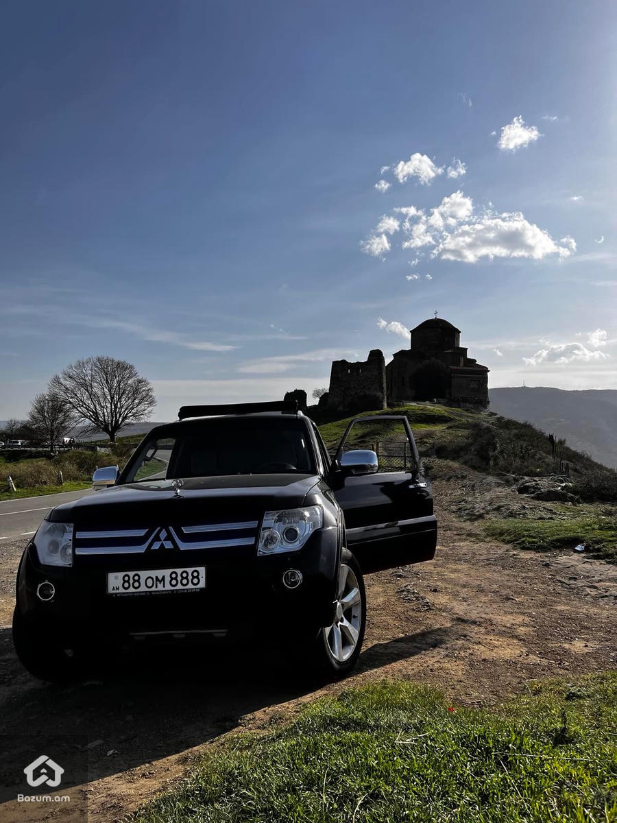Pajero - image 6