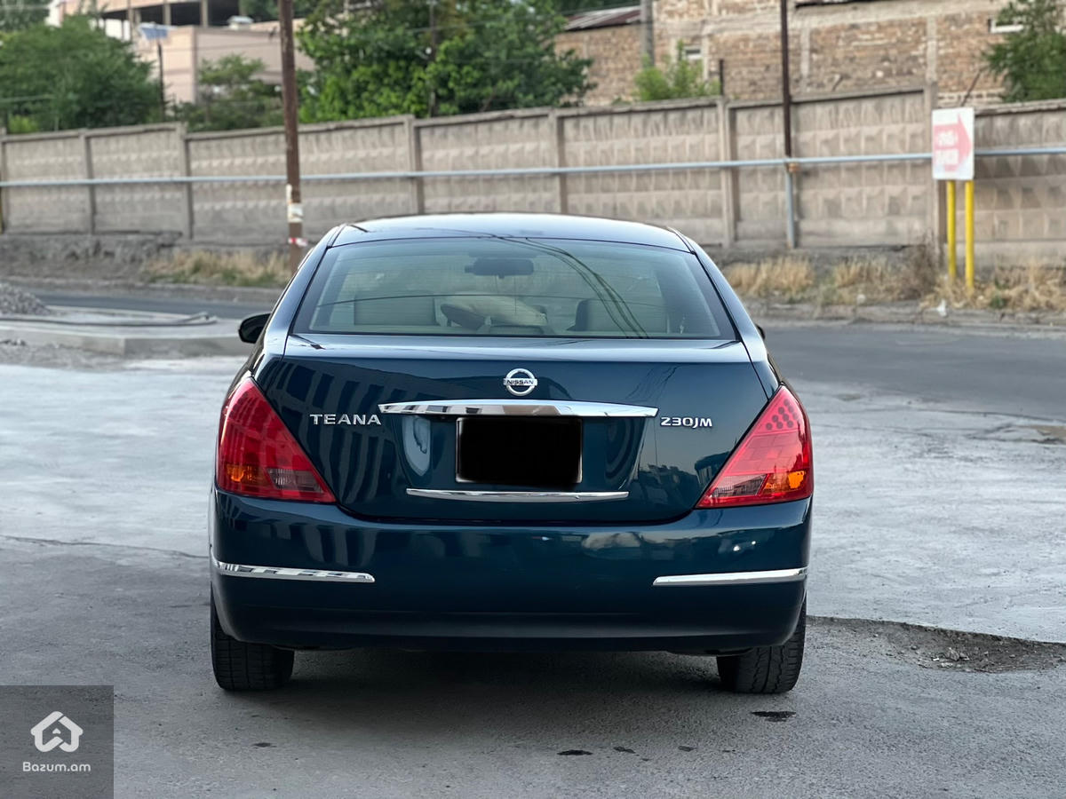 Nissan Teana - image 7