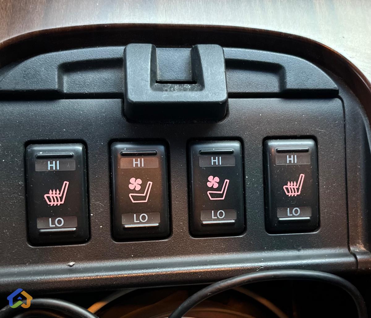 Nissan Teana - image 8