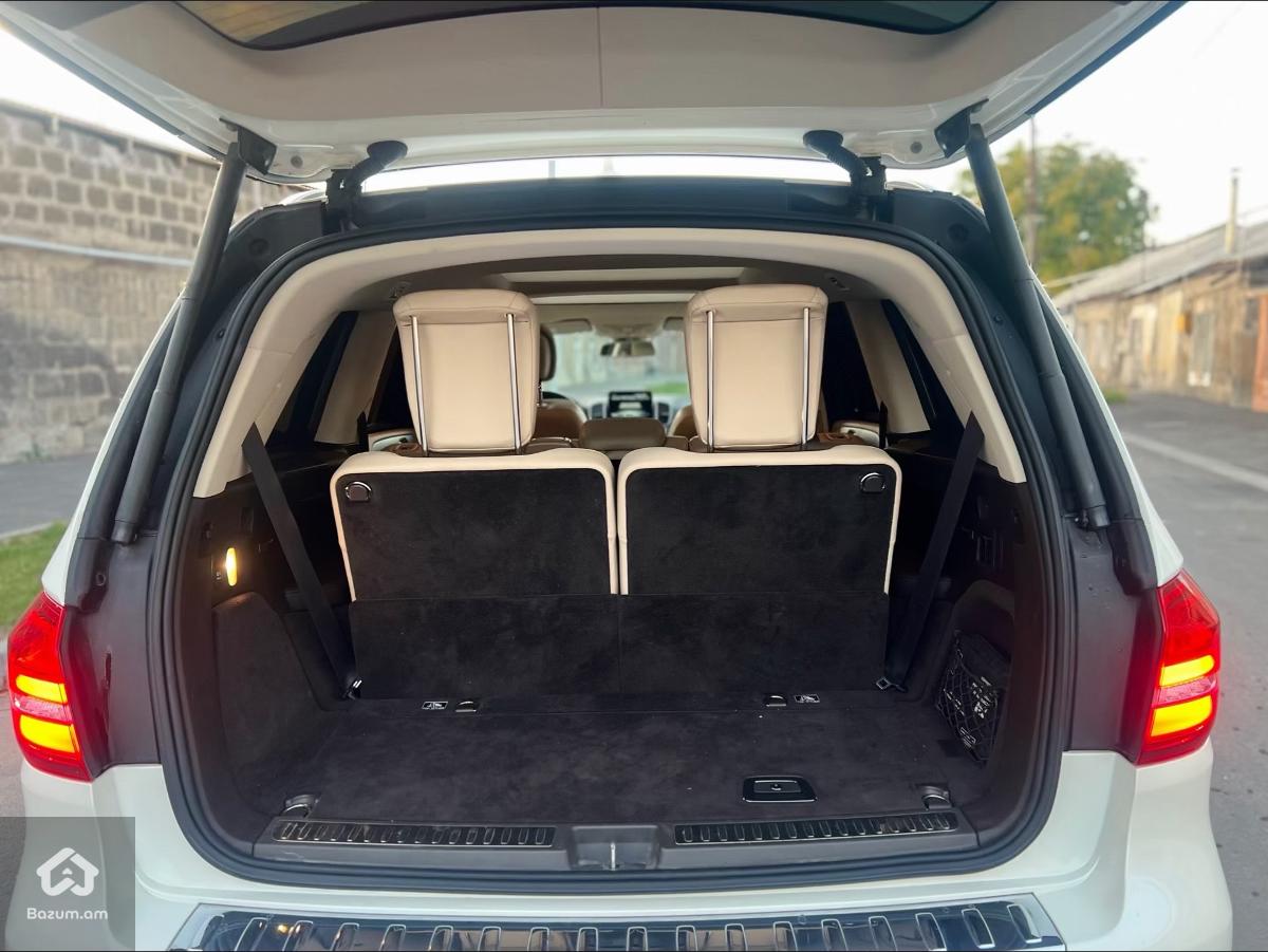 Mercedes Benz GLS 550 - image 17