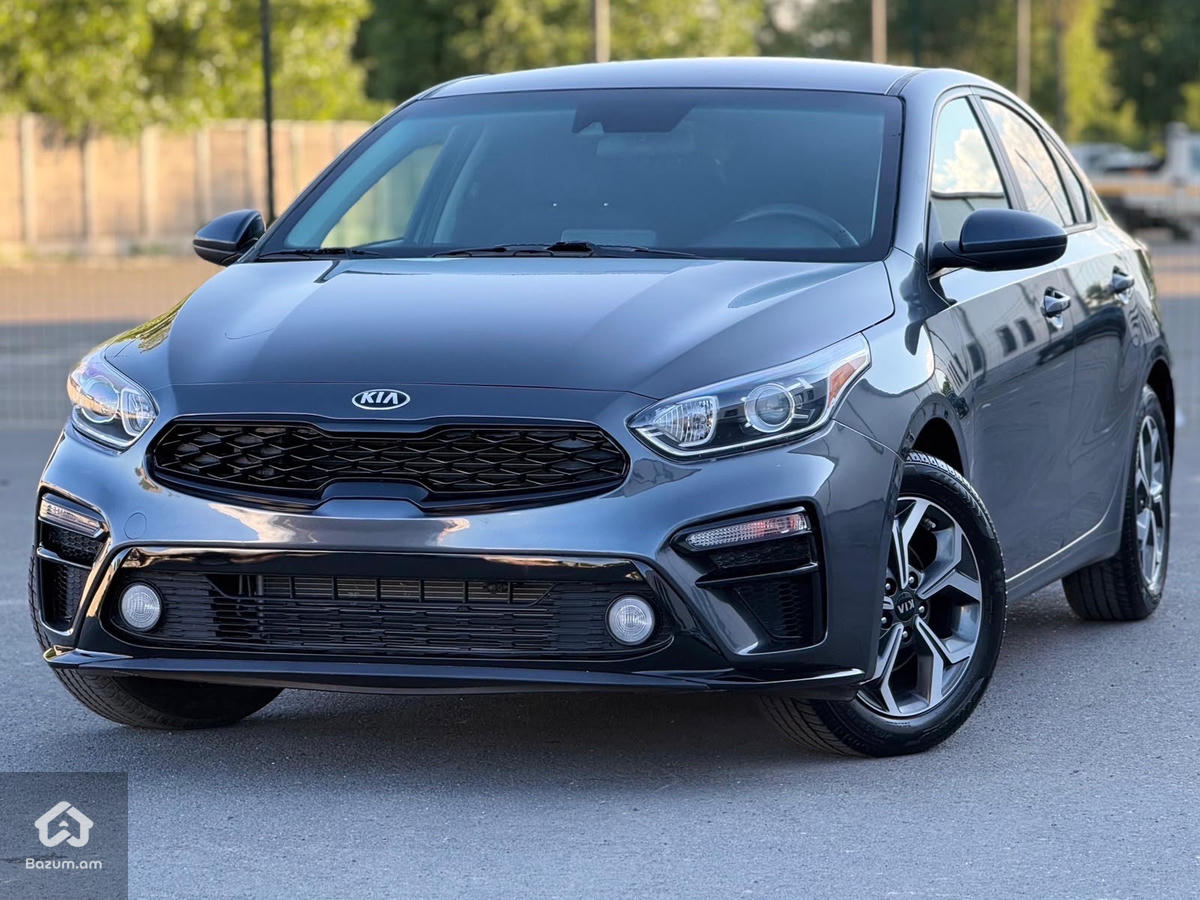 Kia Forte - image 17