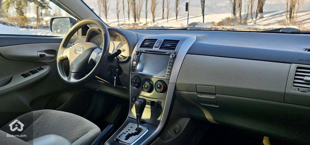 Toyota Corolla  - image 9