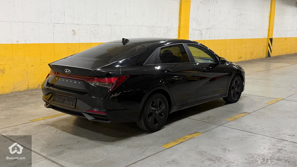 Hyundai Elantra 2021 - image 6