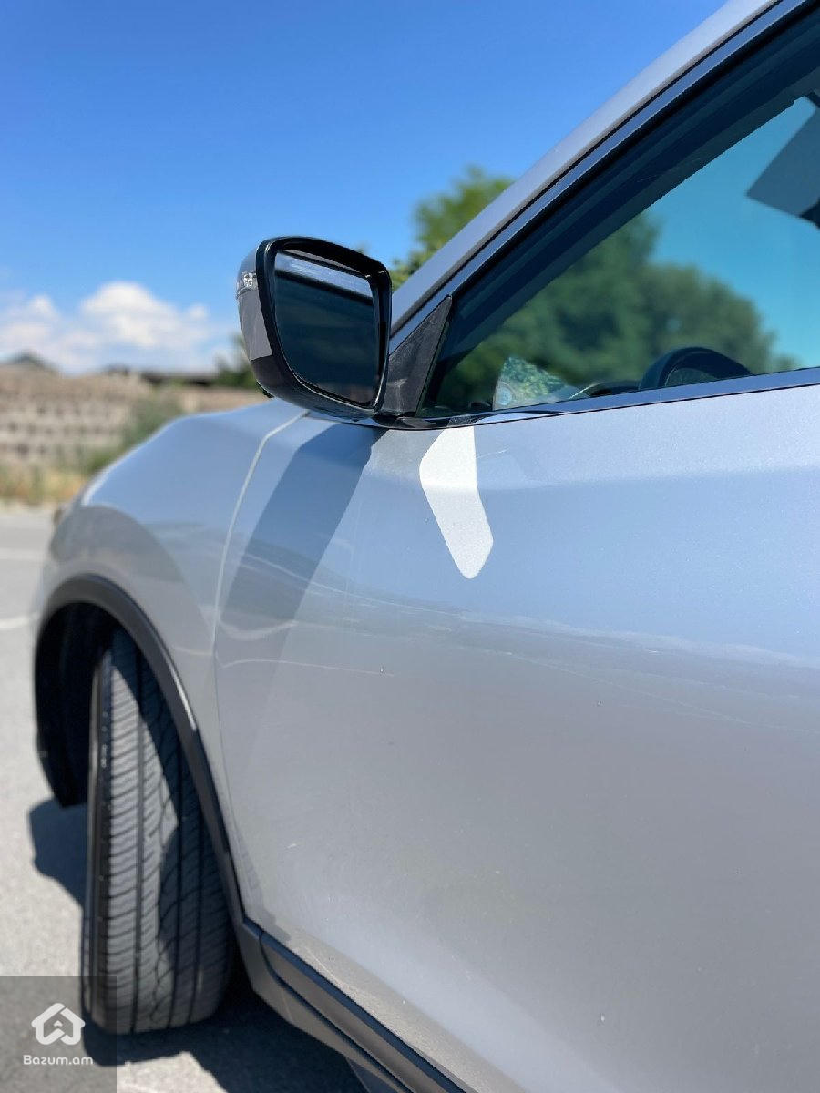 Nissan - image 9