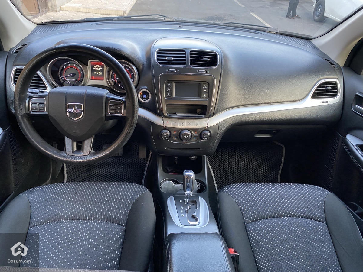 Dodge Journey - image 7