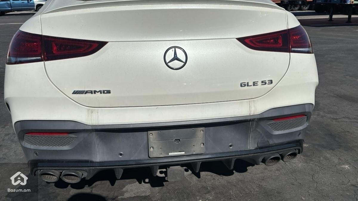 MERCEDES-BENZ - image 11