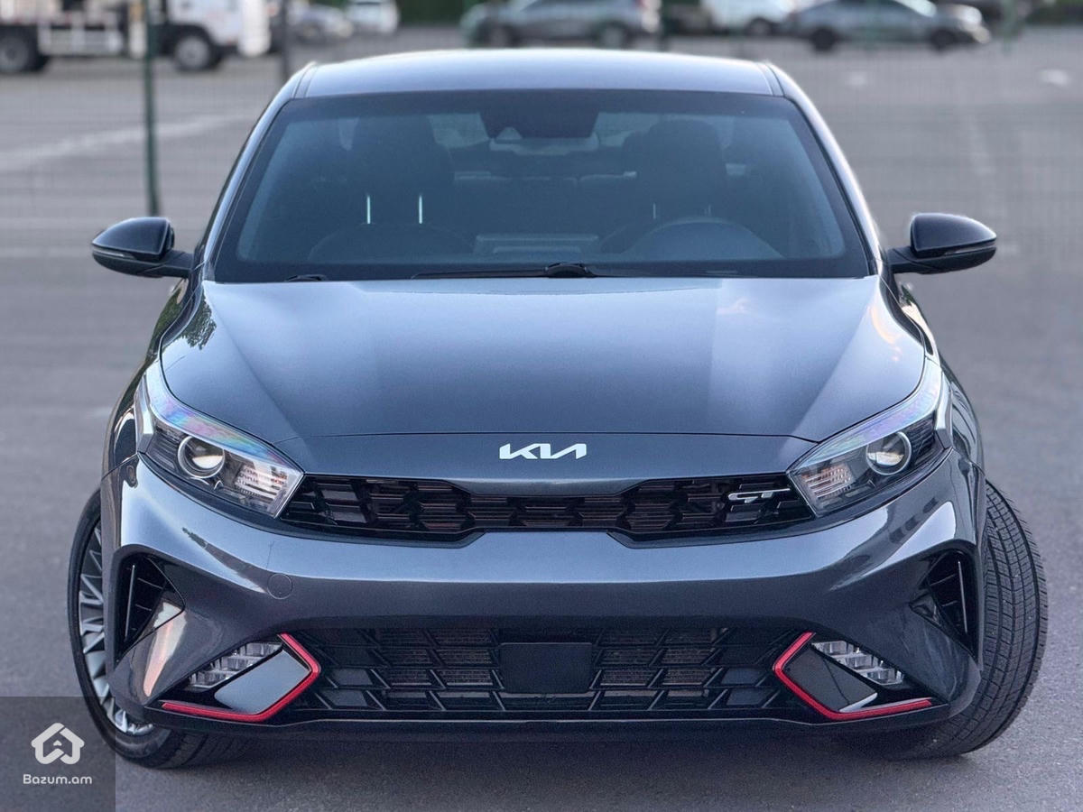 Kia Forte GT-LINE - image 6