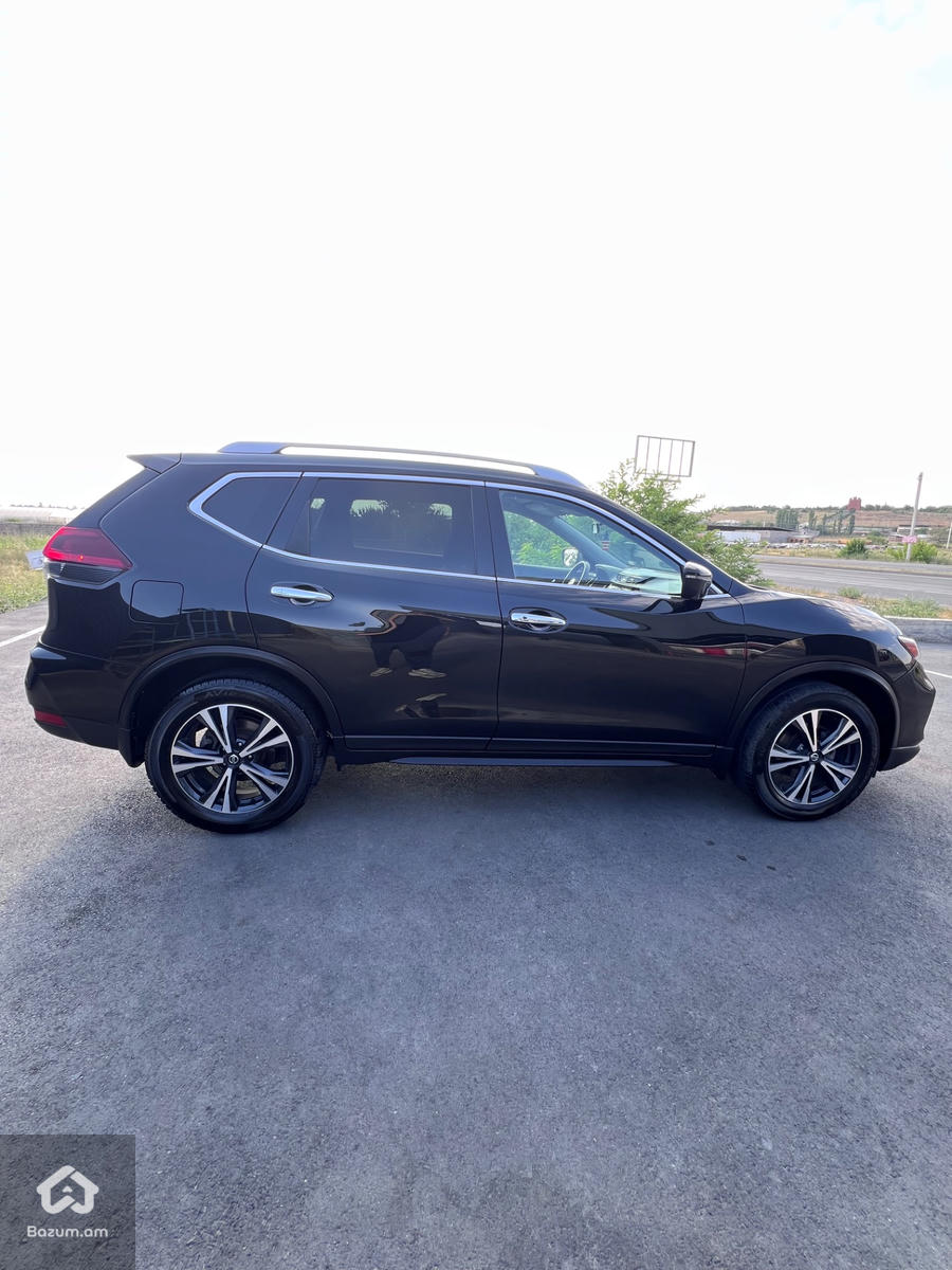 Nissan Rogue SV(AWD) - image 10