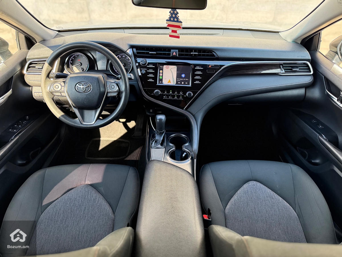 Toyota - image 6