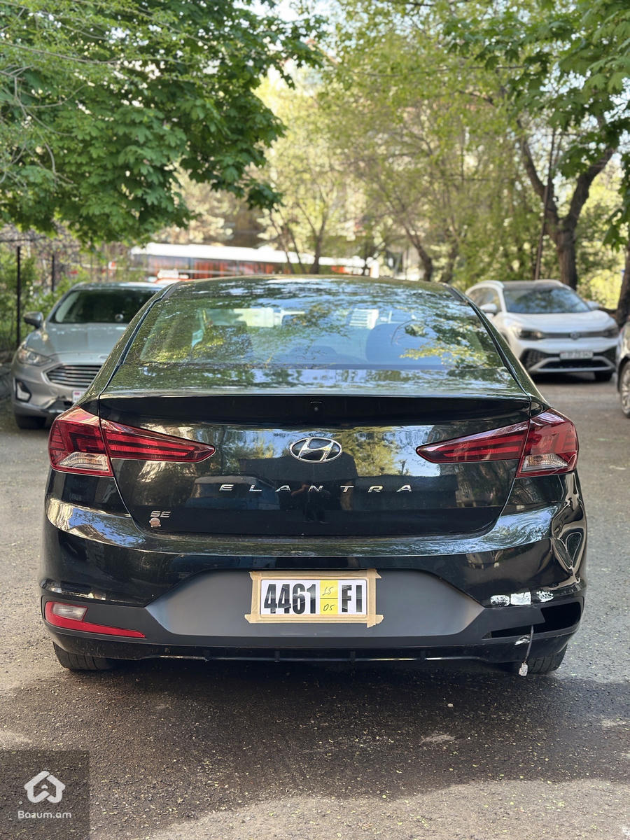 Hyundai Elantra 2020 - image 4