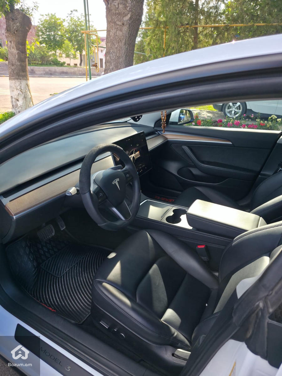 Tesla model 3 LFP - image 5