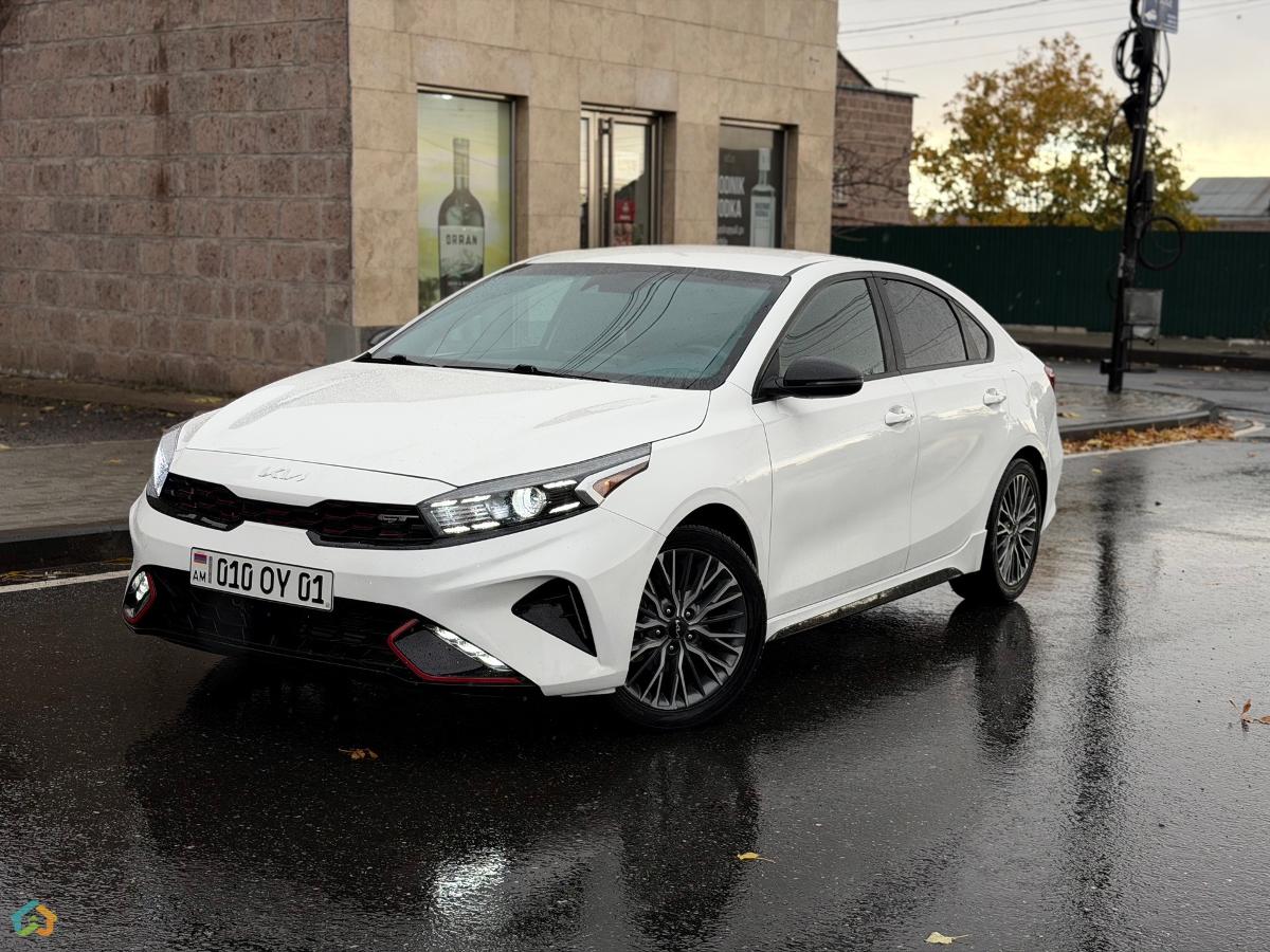 Kia Forte Gt-line - image 12