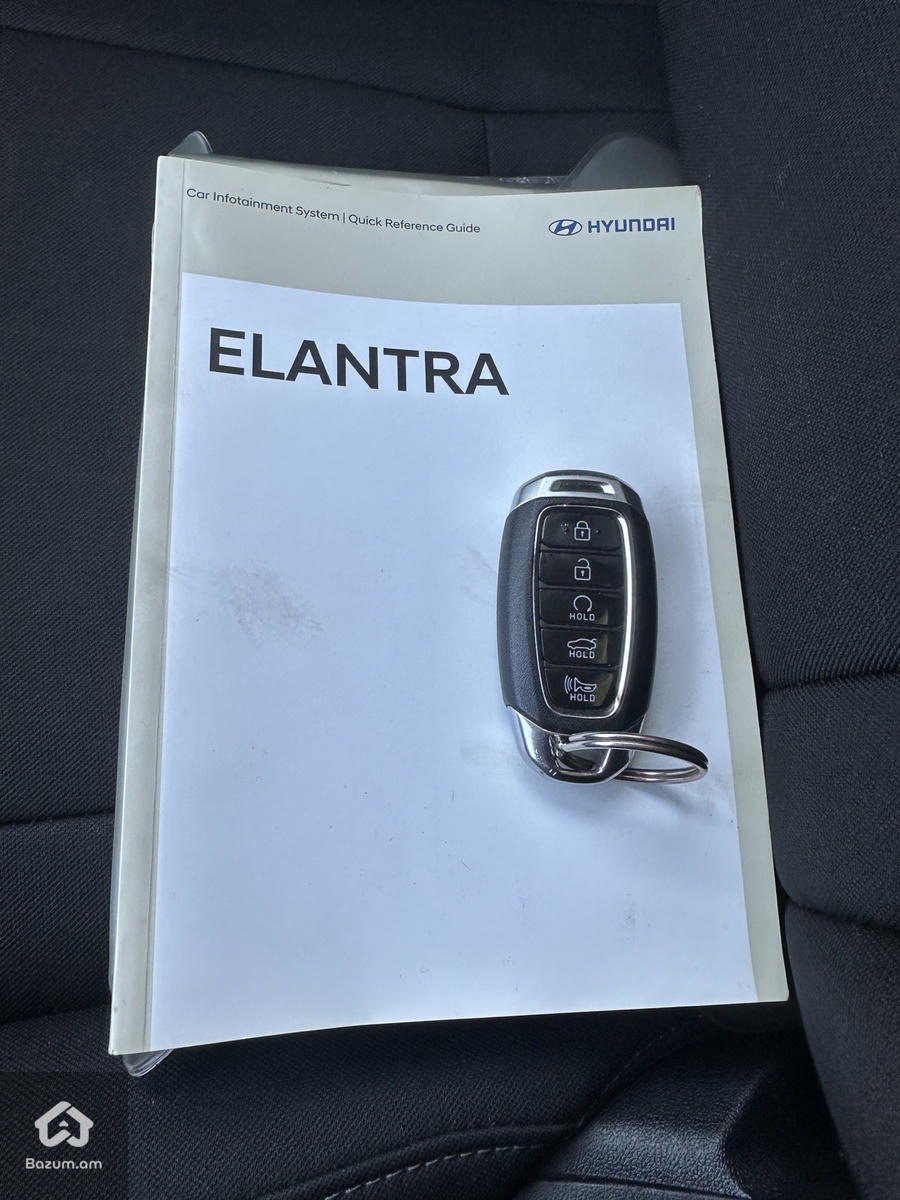 Elantra - image 17