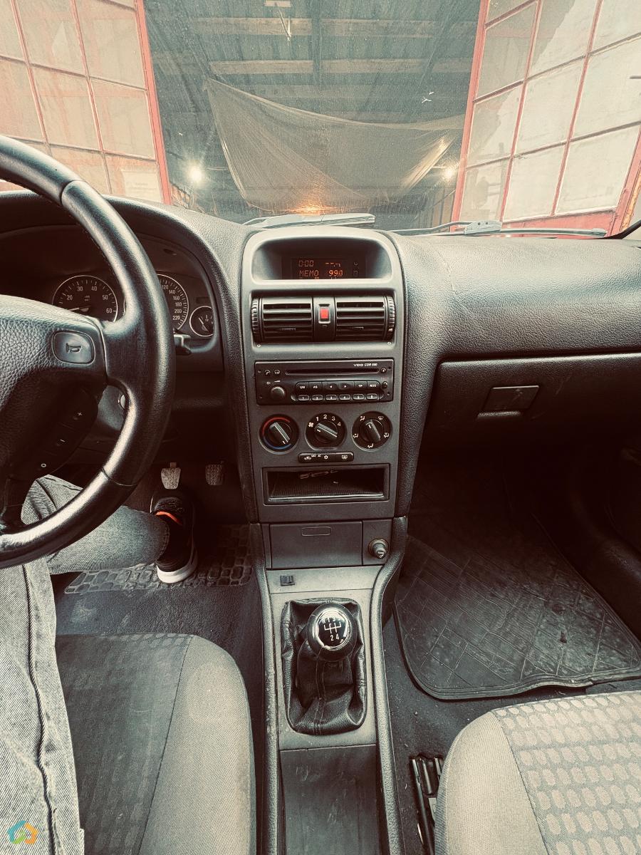 Opel Astra G - image 7