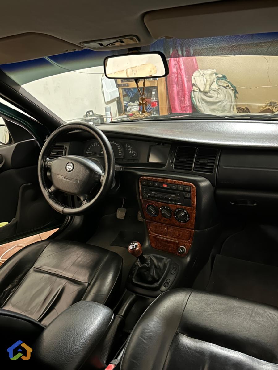 Opel Vectra - image 6