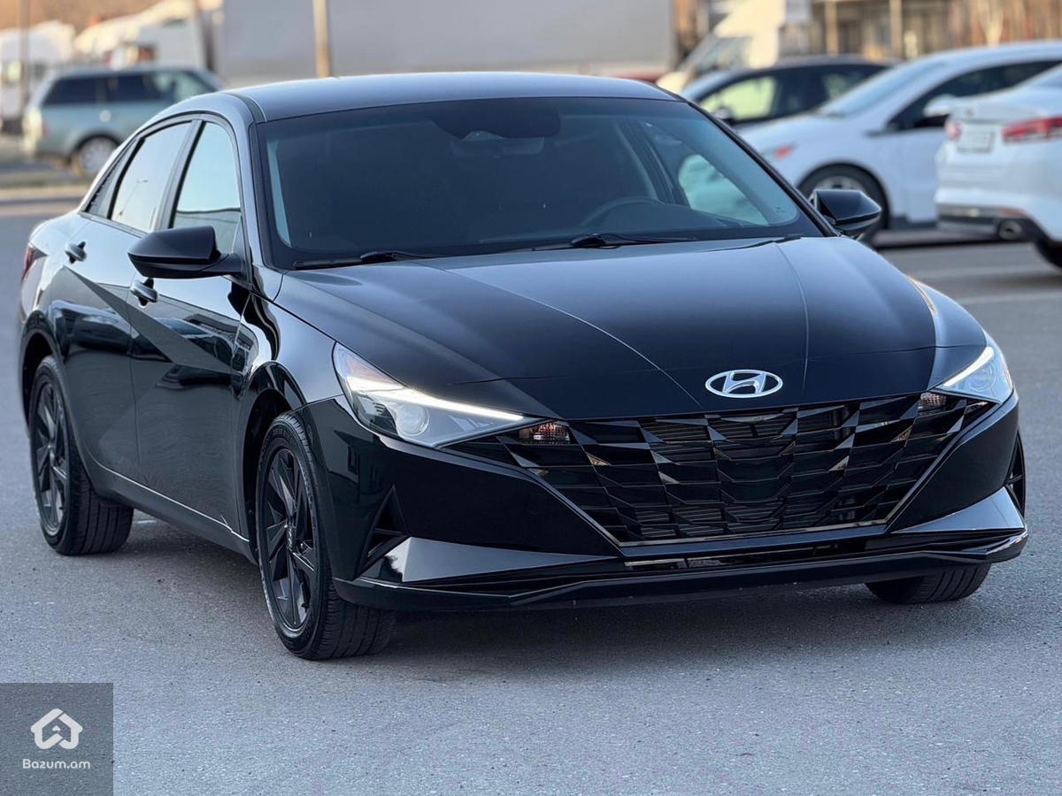 Hyundai Elantra - image 5