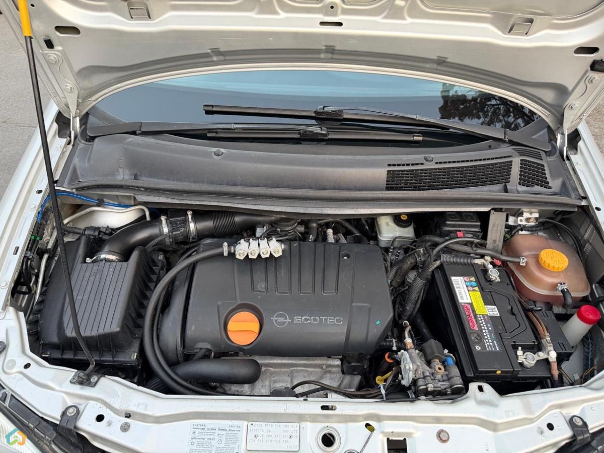 Opel Zafira 1.8Z - image 7